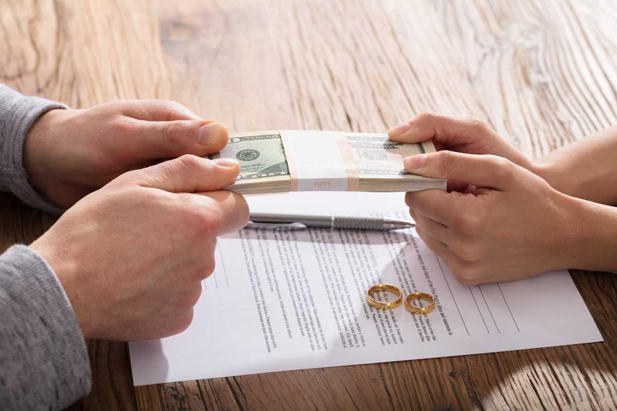 Can I Request Temporary Financial Support During the Divorce Process?